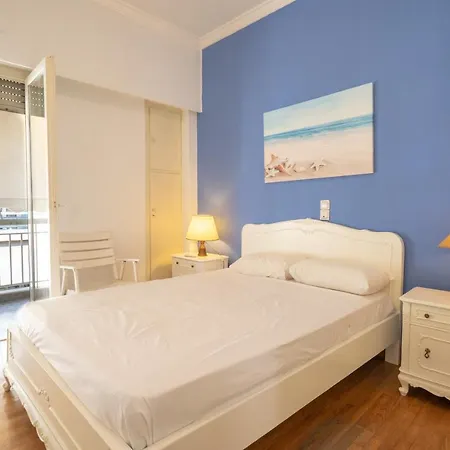 Larissa Station Metro St. 2 Bedrooms 3 Pers. Flat