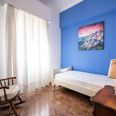 Larissa Station Metro St. 2 Bedrooms 3 Pers. Flat *