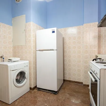 Larissa Station Metro St. 2 Bedrooms 3 Pers. Flat Apartment *